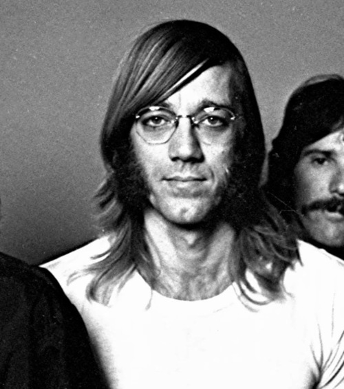 Morre Ray Manzarek, tecladista do The Doors