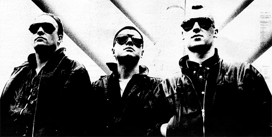 O cult Front 242 em Abril na América do Sul