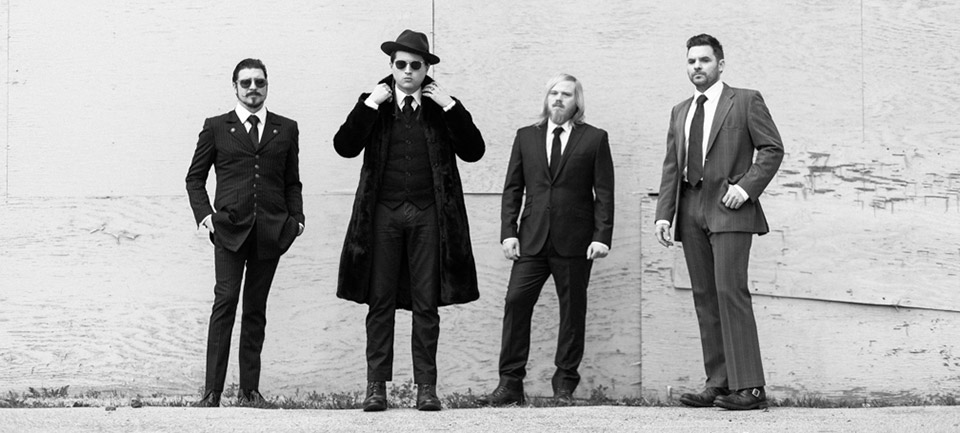 Rival Sons no super vídeo retrô de Electric Man