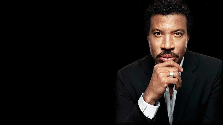 Lionel Richie desfila seu Soft Pop cheio de Soul em Curitiba, Rio e São Paulo