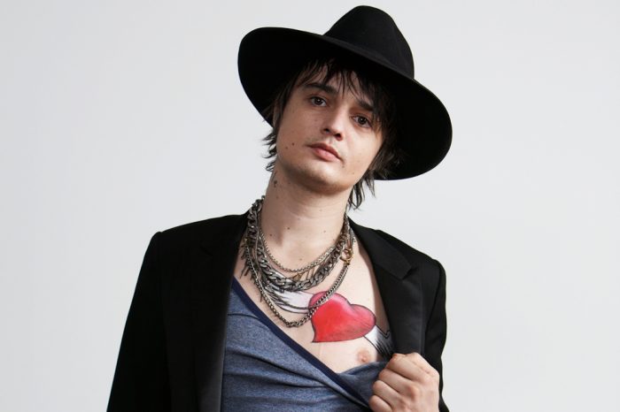 Pete Doherty volta ao Brasil para apresentação no Cine Joia