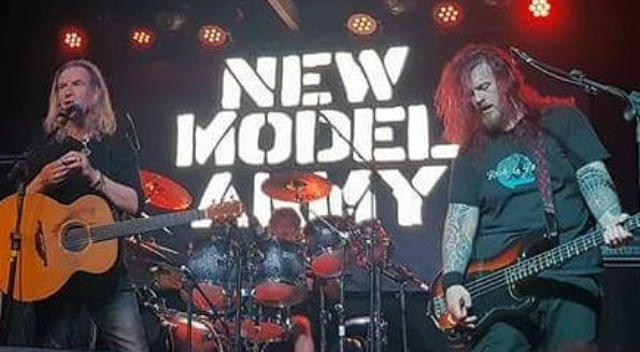 New Model Army fazendo história em Sampa