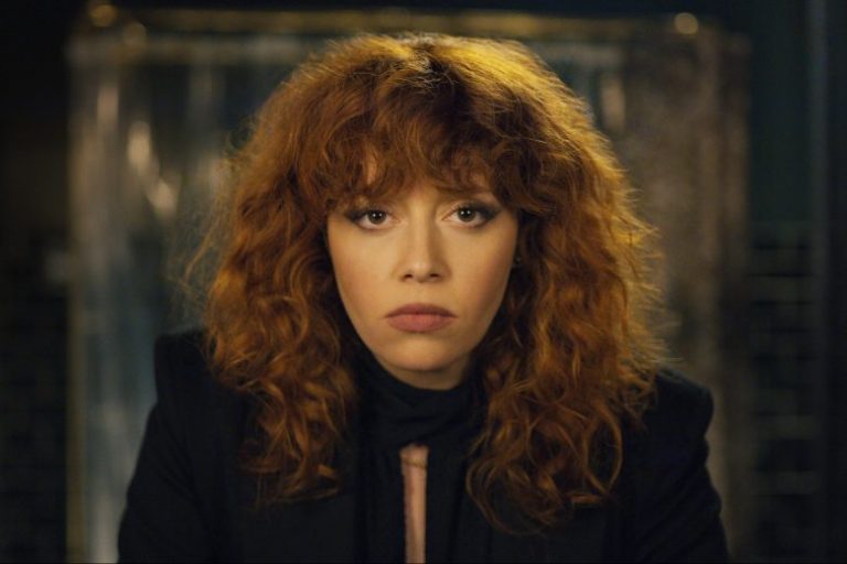 As vidas de Russian Doll / Boneca Russa + canções da série Netflix