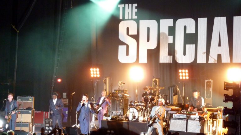 The Specials voltam mais essenciais do que nunca em Encore