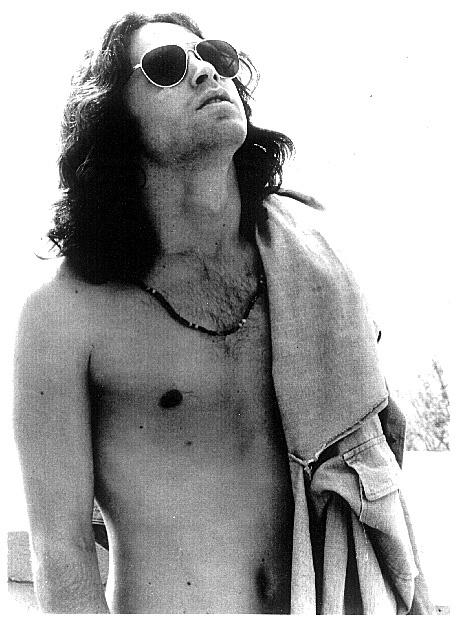 Lembrando os 42 anos sem Jim Morrison com Moonlight Drive