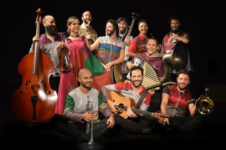 Popular e Erudito se encontram no álbum de Betto Serrador e a Orquestra Manouche